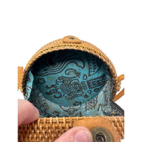 Round Woven Rattan Crossbody Bag With Leather Strap & Snap Closure - Picture 8 of 8